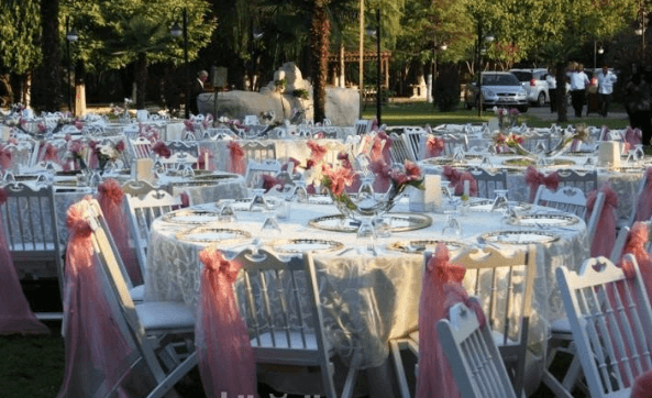 Nehirland Country Club kapak fotoğrafı